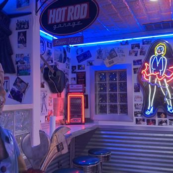 Hot Rods 50's Diner - Pinball - American Near Me - Alcoa, Tennessee