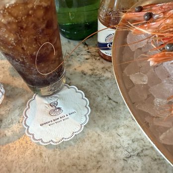 Queen's Raw Bar & Grill - Seafood Near Me - Los Angeles, California Queen's Raw Bar & Grill - Seafood Near Me - Los Angeles, California