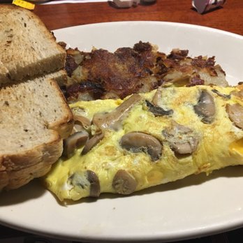 Clinton Station Diner - Mushroom cheddar omelette with  well done home fries - Diners Near Me - Clinton, New Jersey