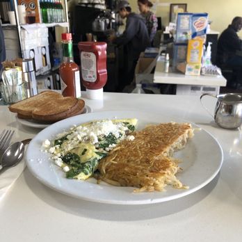 Bea Bea's - Build my own omelette with spinach, mushrooms, goat cheese. Yum yum yum. - Coffee & Tea Near Me - Burbank, California Bea Bea's - Build my own omelette with spinach, mushrooms, goat cheese. Yum yum yum. - Coffee & Tea Near Me - Burbank, California