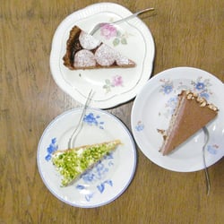 Kalter Hund Café & Bistro - Verschiedene Kuchen