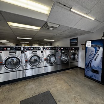 Epic Laundromat - Machines - Laundromat Near Me - Denver, Colorado Epic Laundromat - Machines - Laundromat Near Me - Denver, Colorado