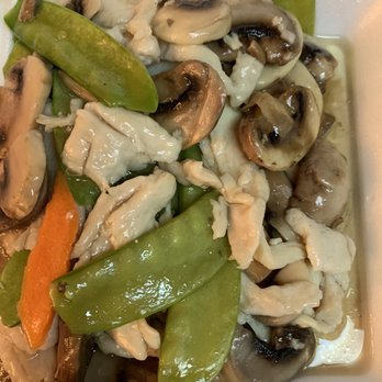 Shanghai Bistro - Mushroom chicken - Chinese Near Me - Reno, Nevada
