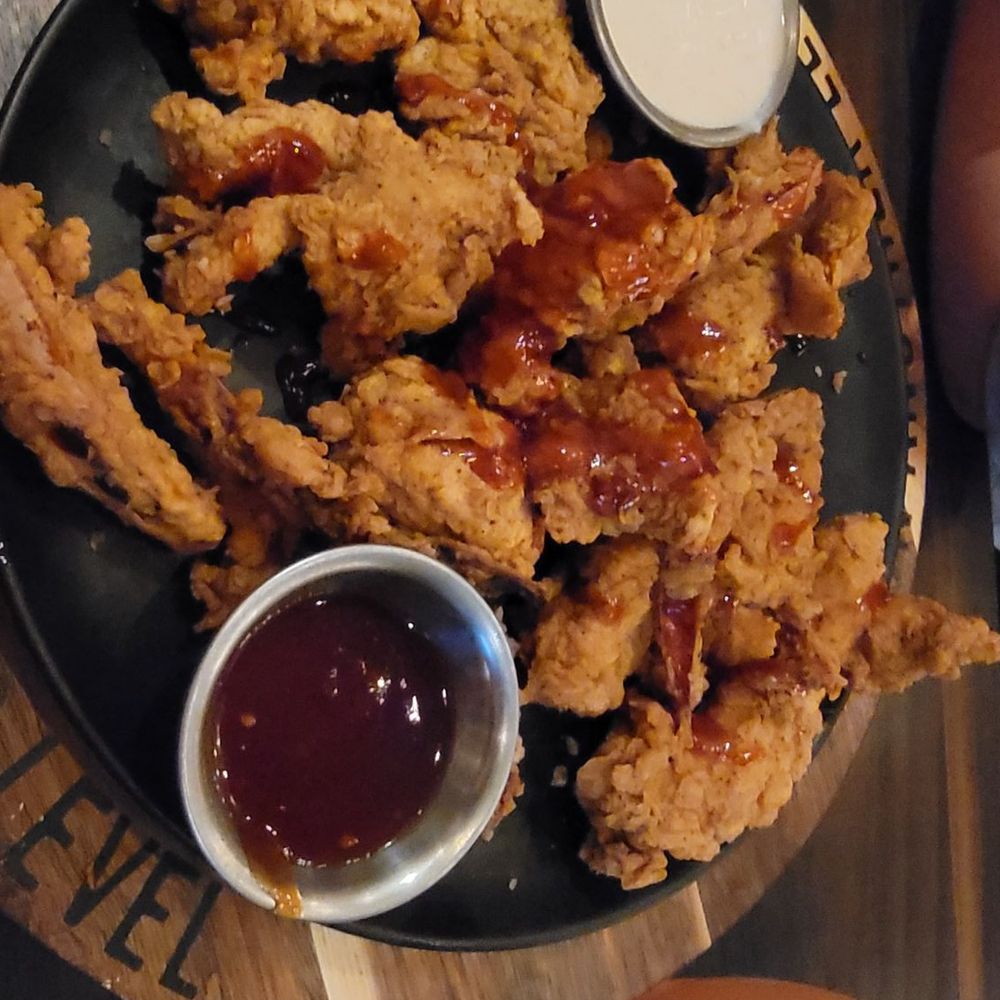 Outback Steakhouse - Sweet Sriracha chicken - Steakhouses Near Me - San Marcos, California