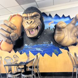 Larry's Giant Subs