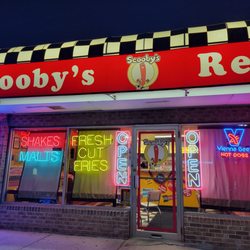 Scooby's Red Hots - Front door