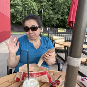 Wendy's - Wide and her meal - Burgers Near Me - North Bergen, New Jersey