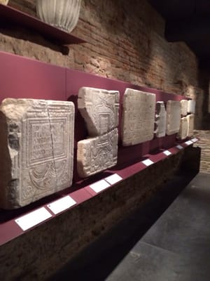 Musée Saint-Raymond by null