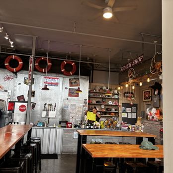Tracy's King Crab Shack - Inside - Seafood Near Me - Juneau, Alaska