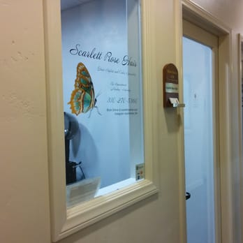 Scarlett Rose Roundtree - Hair Stylists Near Me - Beverly Hills, California Scarlett Rose Roundtree - Hair Stylists Near Me - Beverly Hills, California