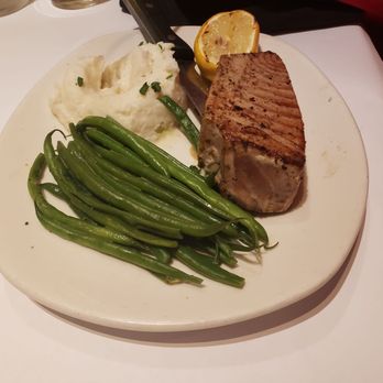 Bonefish Grill - Ahi tuna steak cooked medium - Seafood Near Me - Independence, Ohio
