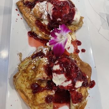 Lake St Cafe - Waffles - Breakfast & Brunch Near Me - Addison, Illinois Lake St Cafe - Waffles - Breakfast & Brunch Near Me - Addison, Illinois
