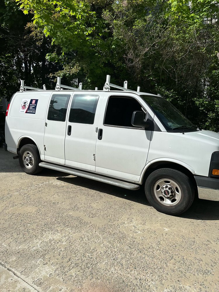 Slide of Minuteman Plumbing Heating & Cooling