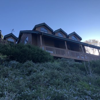 Tucker Peak Lodge - Up on a hill with a heck of a view. - Hotels Near Me - Julian, California Tucker Peak Lodge - Up on a hill with a heck of a view. - Hotels Near Me - Julian, California