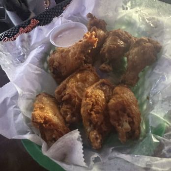 Filonek's Bar And Grill - Hot Chicken Wings - Sports Bars Near Me - Chicago, Illinois