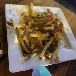 Big Al's Down The Hatch - Fries cheese and bacon