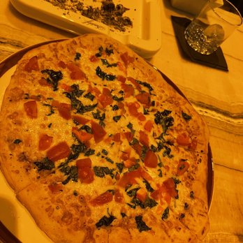 Blend Bar with Davidoff Cigars - White Pizza - Lounges Near Me - Pittsburgh, Pennsylvania