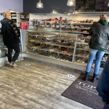 Topps Bakery - Bakeries Near Me - Bronxville, New York
