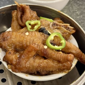 Golden Palace - Chicken Feet in. black Bean Sauce - Bars Near Me - Uncasville, Connecticut Golden Palace - Chicken Feet in. black Bean Sauce - Bars Near Me - Uncasville, Connecticut