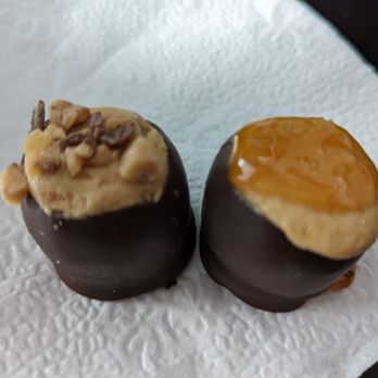 The Buckeye Lady - Toffee and caramel - Desserts Near Me - Columbus, Ohio