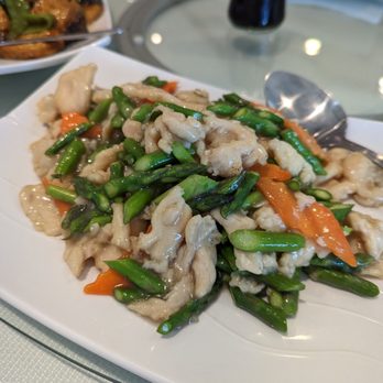 Hai Master Kitchen - Chicken and asparagus - Chinese Near Me - Laguna Hills, California Hai Master Kitchen - Chicken and asparagus - Chinese Near Me - Laguna Hills, California