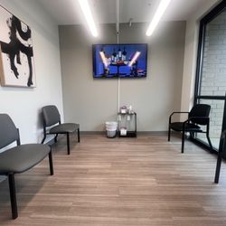 One Spot Md - Waiting room