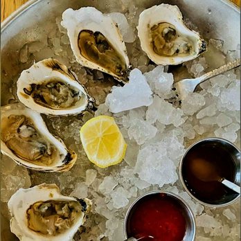 The Halyard - Oysters mignonette - 10/14/2024 - American Near Me - Greenport, New York The Halyard - Oysters mignonette - 10/14/2024 - American Near Me - Greenport, New York