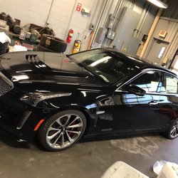 Quirk Motor City - 2018 Cadillac V Series RWD