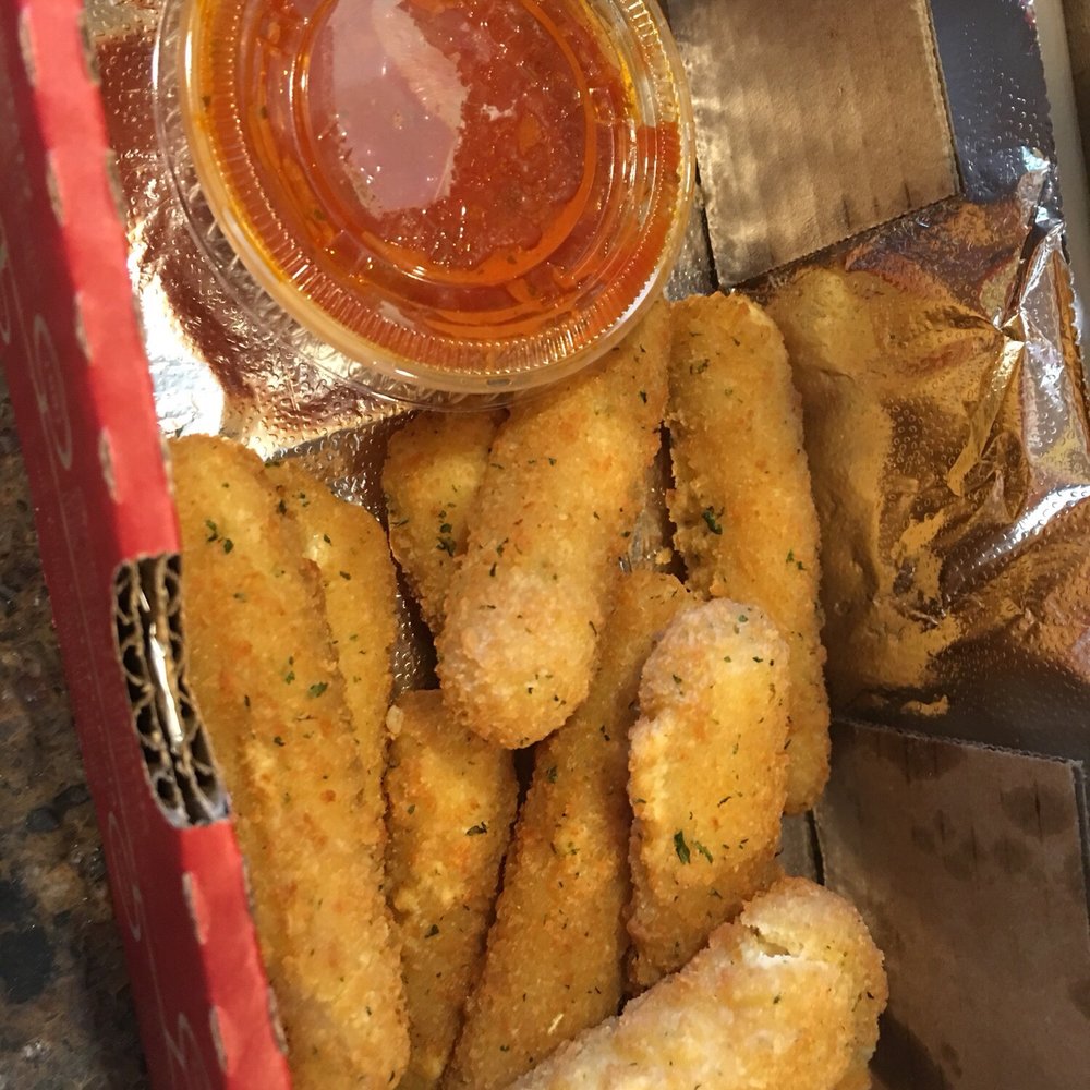 Barro's Pizza - Mozzarella Sticks with chunky marinara - Pizza Near Me - Peoria, Arizona Barro's Pizza - Mozzarella Sticks with chunky marinara - Pizza Near Me - Peoria, Arizona