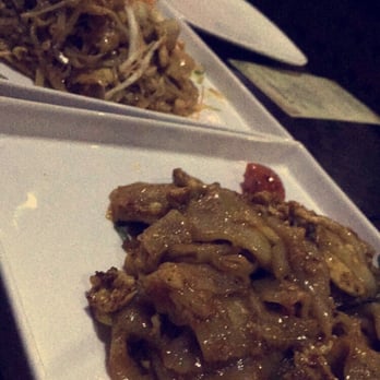 Nur Thai - Drunken noodles and pad thai - Thai Near Me - Park, New York Nur Thai - Drunken noodles and pad thai - Thai Near Me - Park, New York