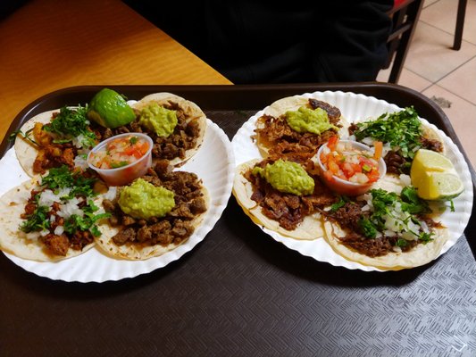 Taqueria No SE Hagan Bolas by null