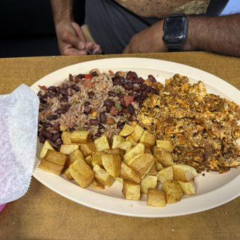 Antojitos Guanacos - Breakfast plate chorizo w egg. We added casamiento to it. It comes with 2 tortillas. - Salvadoran Near Me - Kerman, California