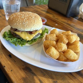 206 Burger Company - Burgers Near Me - Seattle, Washington