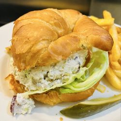 Cinnamon Pancake House - Chicken salad croissant