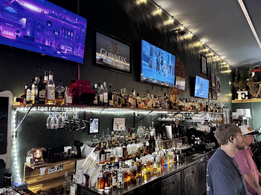 Embers Eclectic Pub Logo