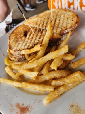 Russell's Marina Grill by null