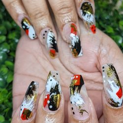 Bombshell Nails By Gabrielle - Acrylic tapered/coffin nails with art.