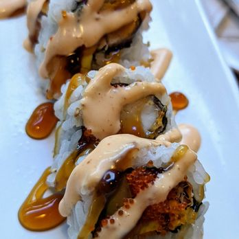 Ginza Sushi - Spider roll - Sushi Bars Near Me - Honolulu, Hawaii Ginza Sushi - Spider roll - Sushi Bars Near Me - Honolulu, Hawaii