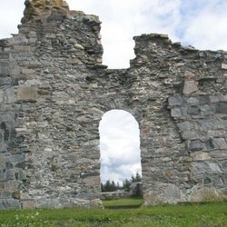 Tautra klosterruin - Tautra Abbey Ruins