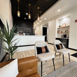 Gallery Dental Studio - Waiting area