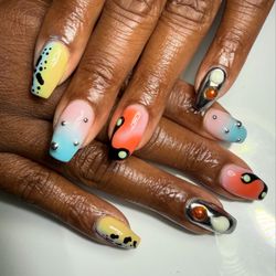 Polished Nail Bar - Hardgel & design