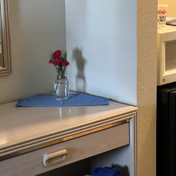 Golden West Motel - Hotels Near Me - Klamath Falls, Oregon Golden West Motel - Hotels Near Me - Klamath Falls, Oregon