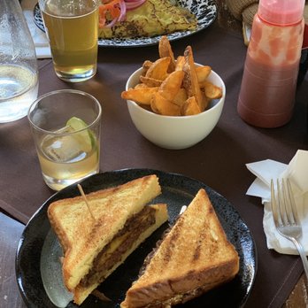 Veg Kitchen + Bar - Patty Melt, Aaron's Fries, Crepe Florentine, Not-So-Old Fashioned. - Vegan Near Me - Sacramento, California