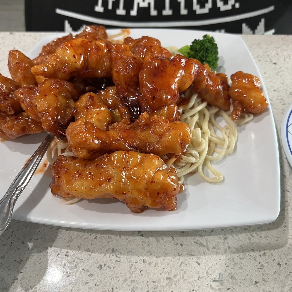 Noodle Master - Pasadena - S1. General Tso's Chicken w noodles instead of rice - Chinese Near Me - Pasadena, Texas Noodle Master - Pasadena - S1. General Tso's Chicken w noodles instead of rice - Chinese Near Me - Pasadena, Texas