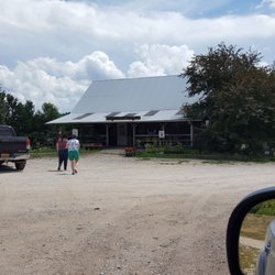 Berry Patch Farm - Little shop