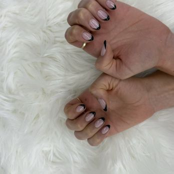 Le Nails II Spa Salon - French tip gel manicure - Nail Salons Near Me - Pasadena, California Le Nails II Spa Salon - French tip gel manicure - Nail Salons Near Me - Pasadena, California