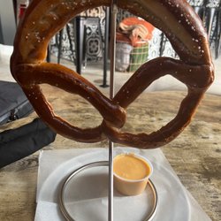 Nectar at The Villa - Lounge - Taproom pretzel
