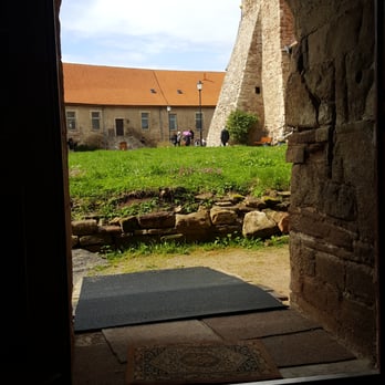 Stiftung Kloster Ilsenburg - Blick in den Hof - Landmarks & Historical Buildings Near Me - Ilsenburg, ST