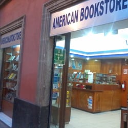 American Bookstore - Entrada principal de la la librería American Bookstore.