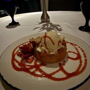 Pier W - Butter cake with ice cream - Seafood Near Me - Lakewood, Ohio Pier W - Butter cake with ice cream - Seafood Near Me - Lakewood, Ohio